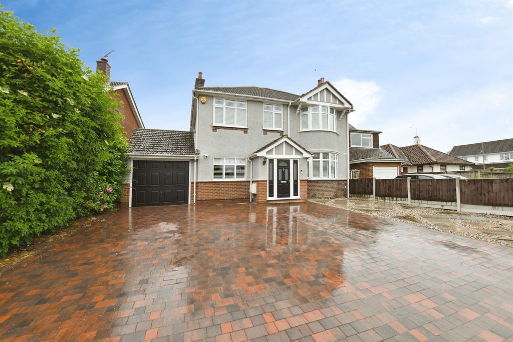 Property photo 1 of 19