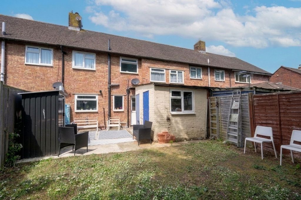 Property photo 2 of 15