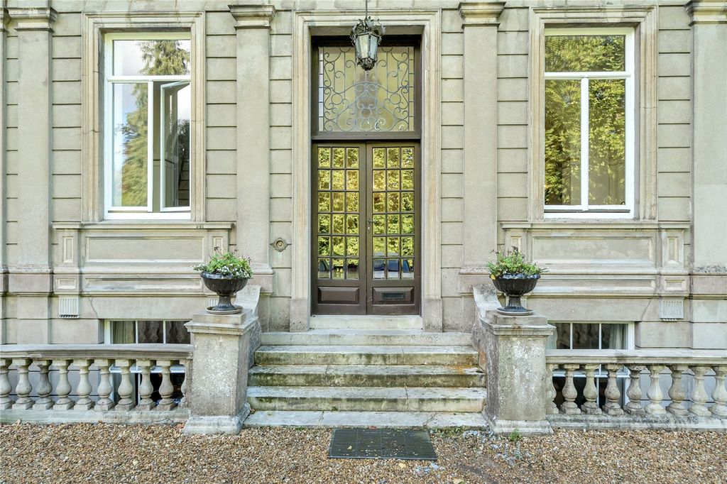 Property photo 1 of 11 Picture No. 32