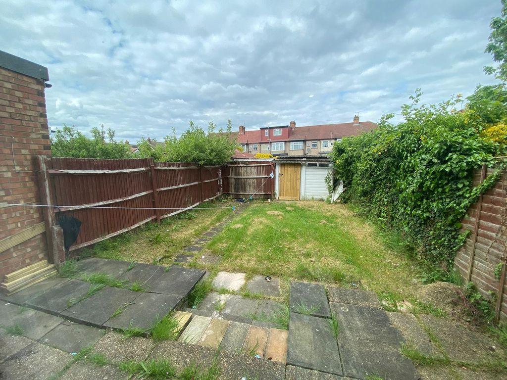 Property photo 3 of 16