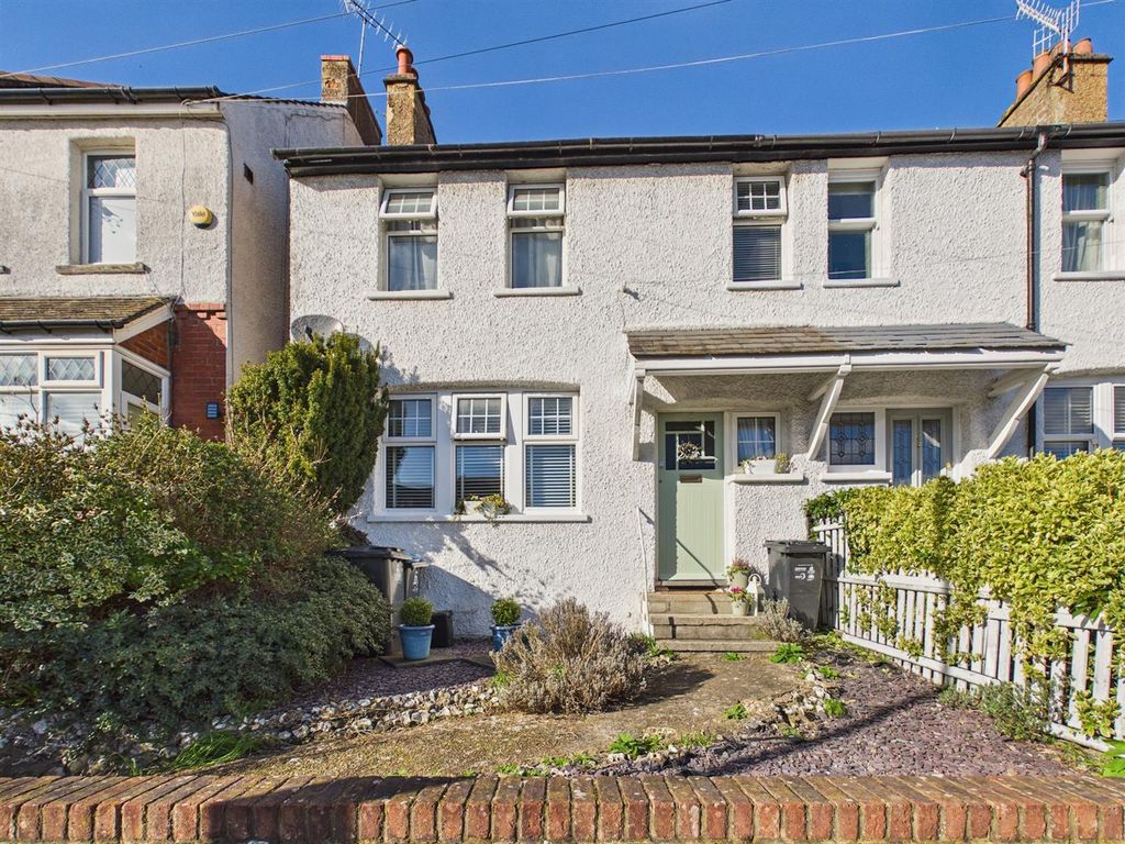 Property photo 1 of 17 Cam02885G0-Pr0577-Still003.Jpg