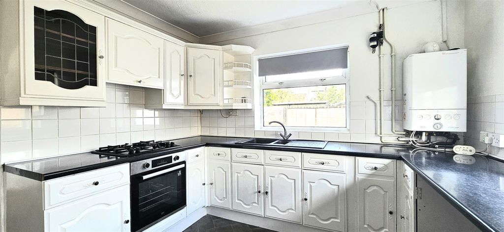 Property photo 2 of 13 7.Jpg