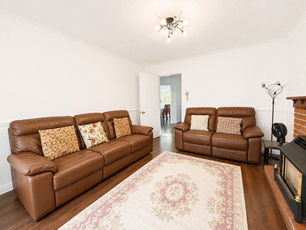 Property photo 2 of 23