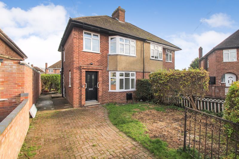 Property photo 1 of 15 Front