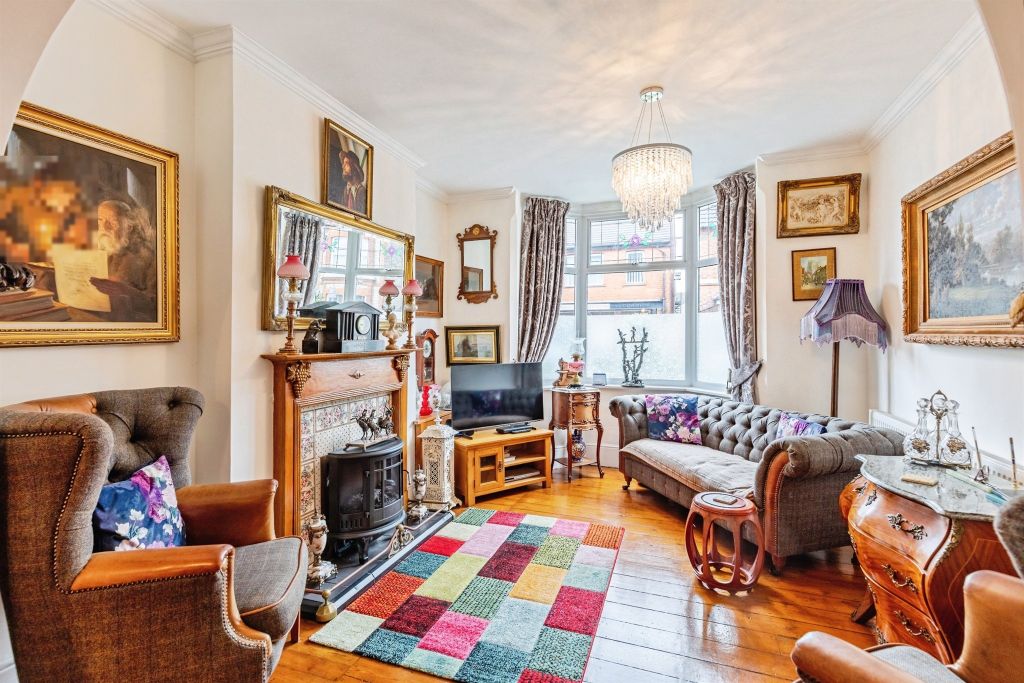 Property photo 3 of 17