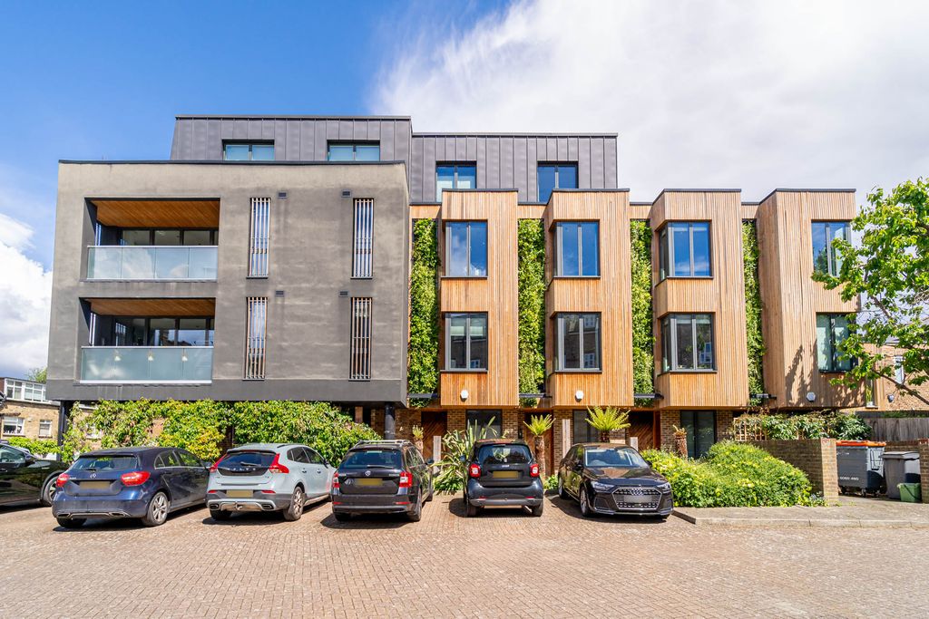 Property photo 1 of 19 Ndb06313-Edit