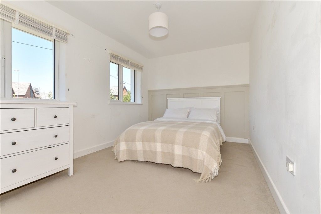 Property photo 3 of 9 Bedroom 1