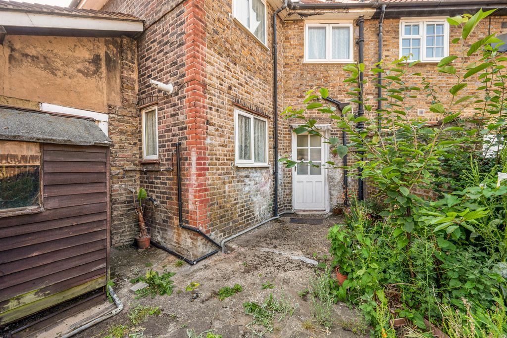 Property photo 2 of 10 Picture No. 02