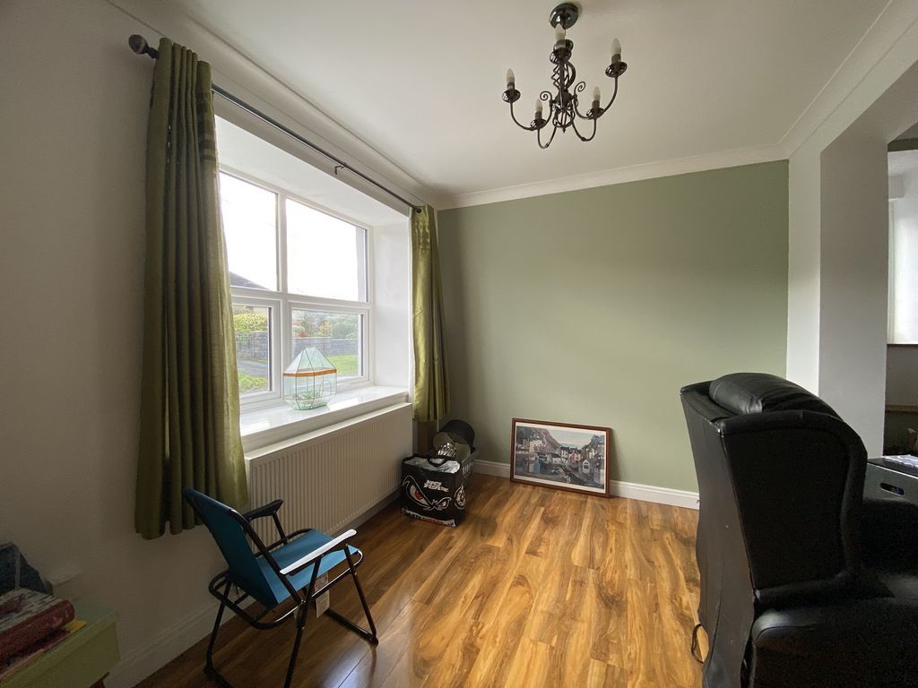 Property photo 3 of 26 Lounge