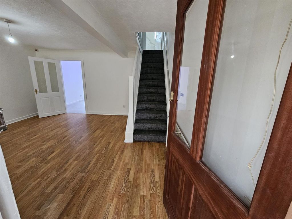 Property photo 2 of 27 Img-20260226-Wa0016.Jpg