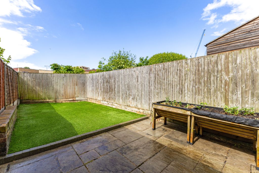 Property photo 3 of 13
