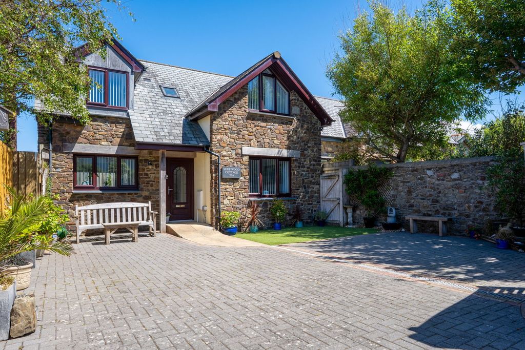 Property photo 1 of 29