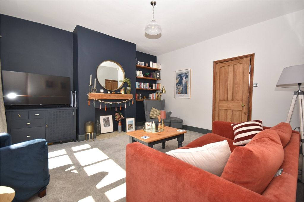 Property photo 2 of 14 Picture No. 09