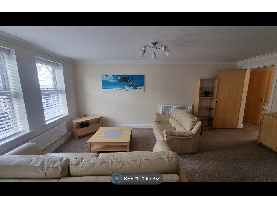 Property photo 3 of 10