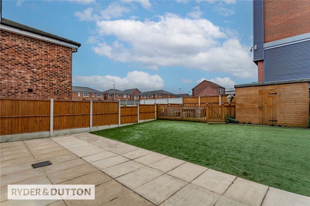 Property photo 2 of 26 Garden