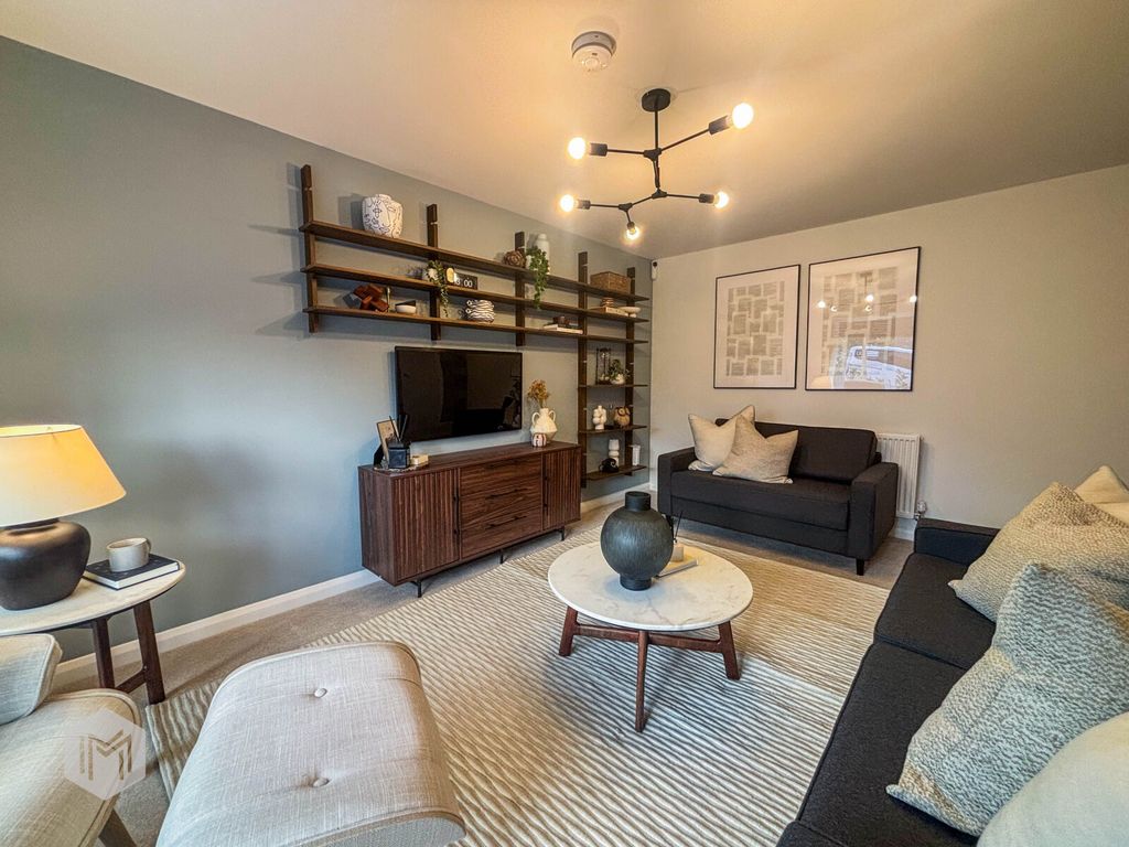 Property photo 2 of 11 Picture No. 12