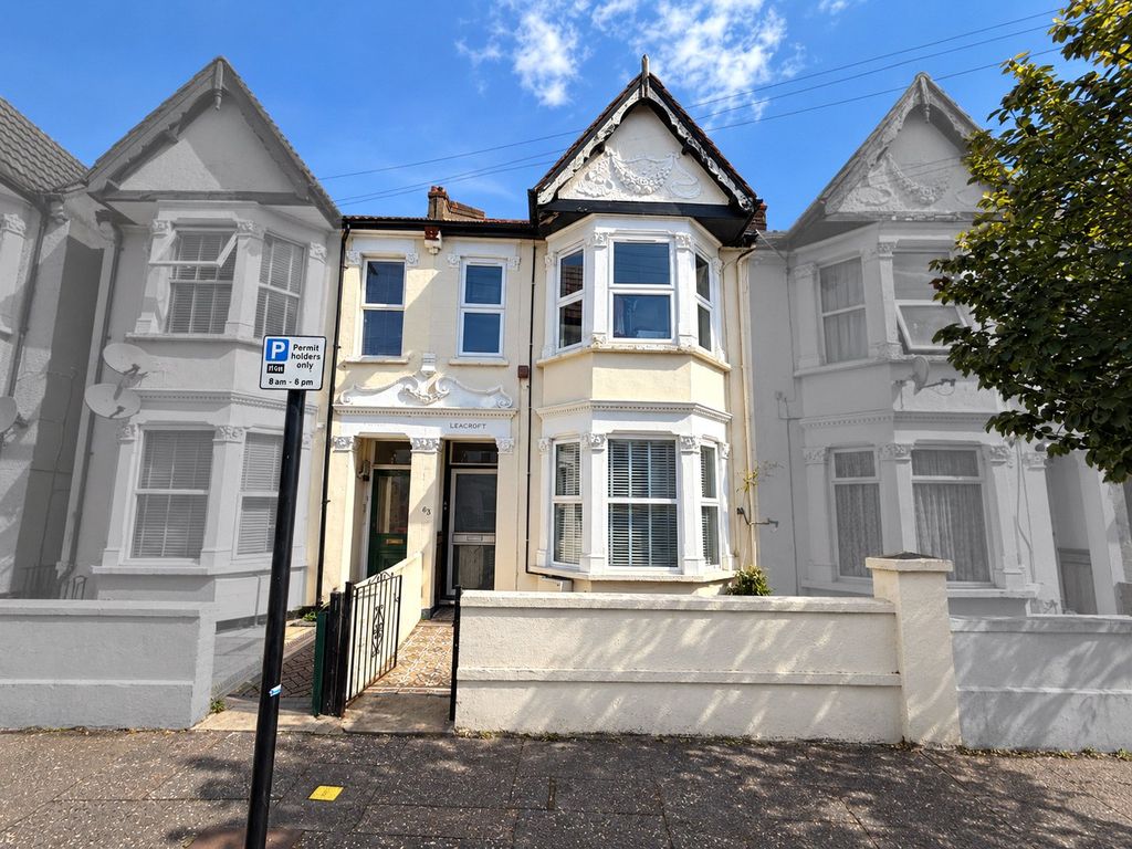 Property photo 1 of 12 Picture No. 25