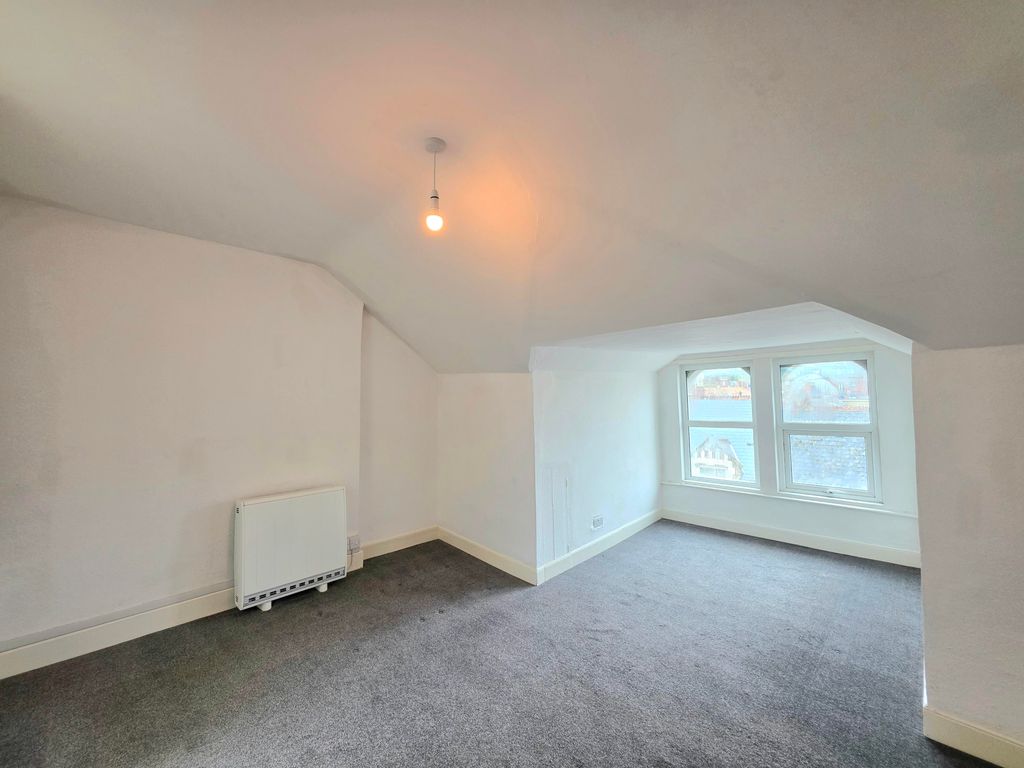 Property photo 2 of 6 Image