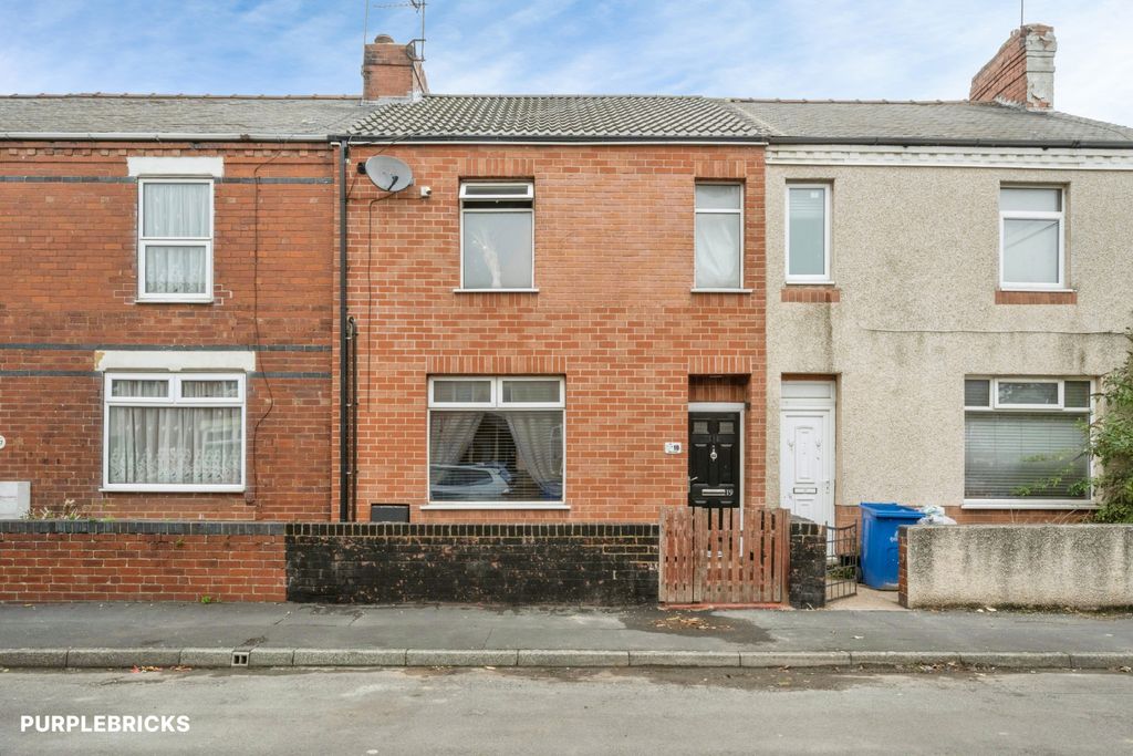 Property photo 3 of 20