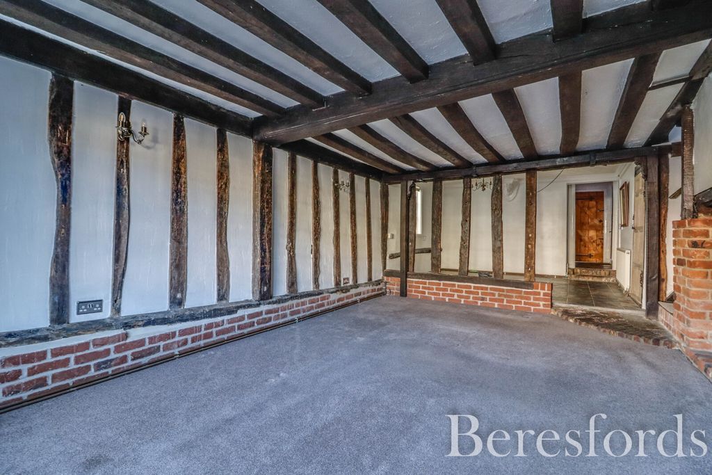 Property photo 2 of 23 Picture No. 03