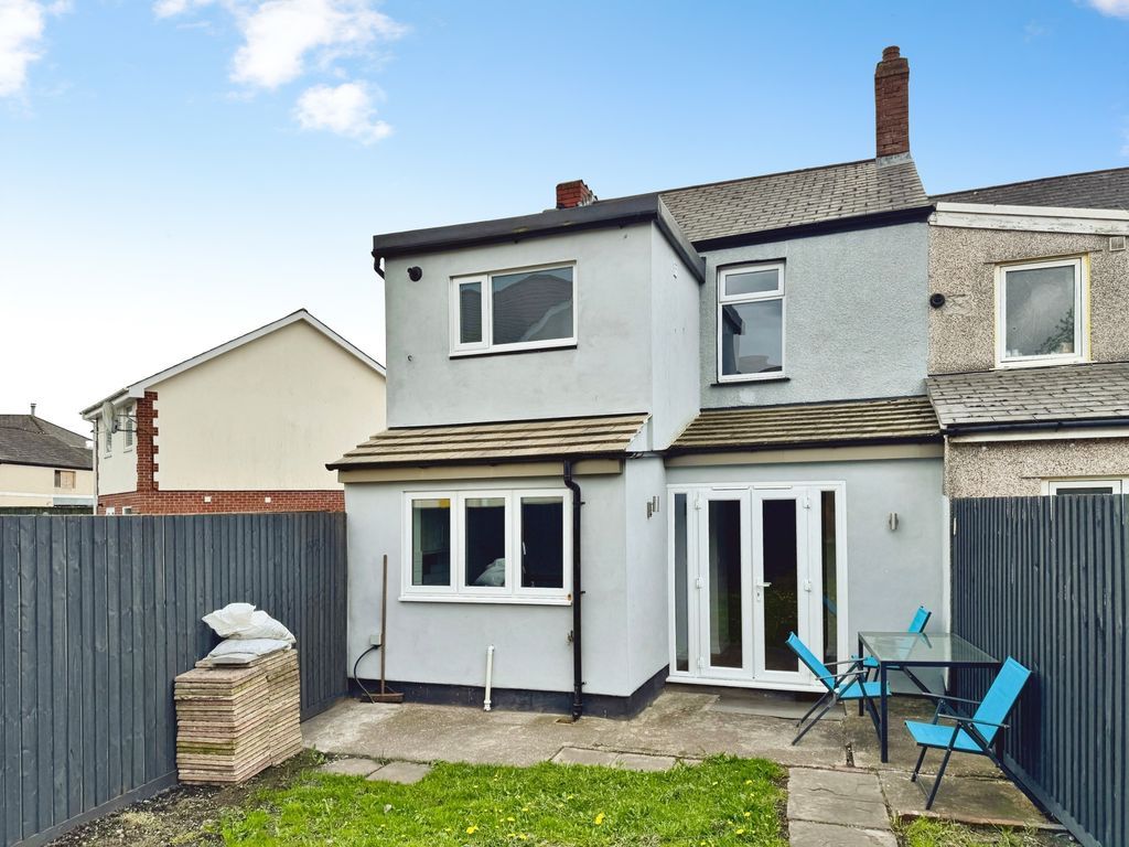 Property photo 2 of 35 Photo 4