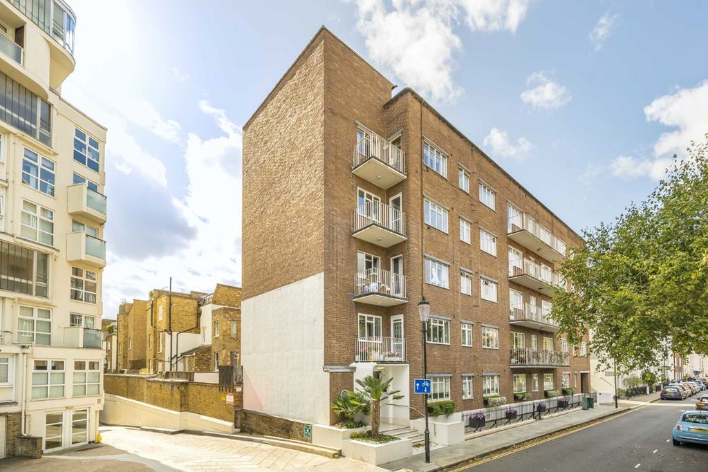 Property photo 1 of 5