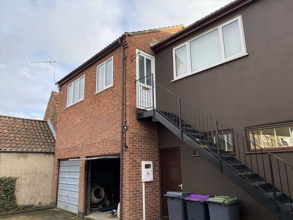 Property photo 1 of 6 Main Picture