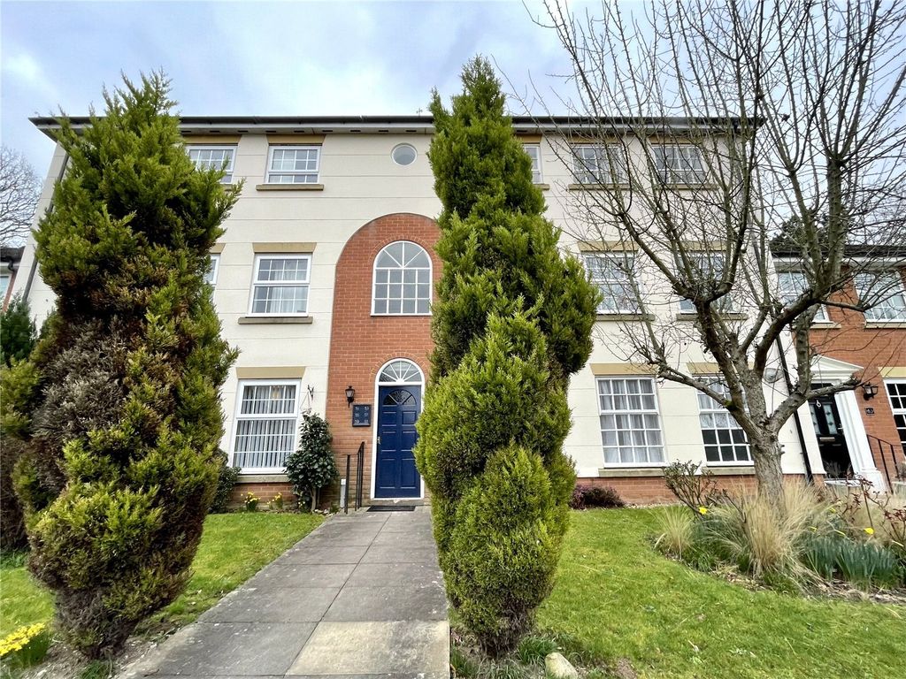 Property photo 1 of 7 Front