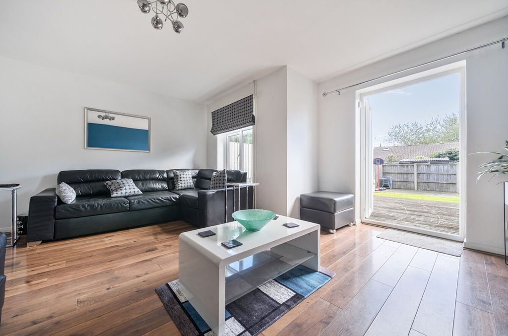 Property photo 2 of 14