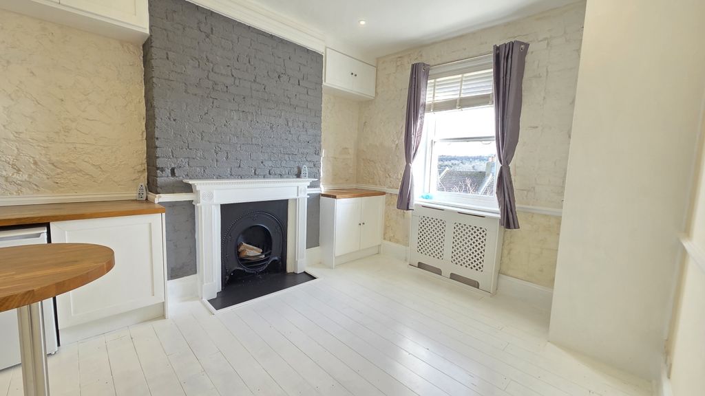 Property photo 2 of 11 20260120_124638