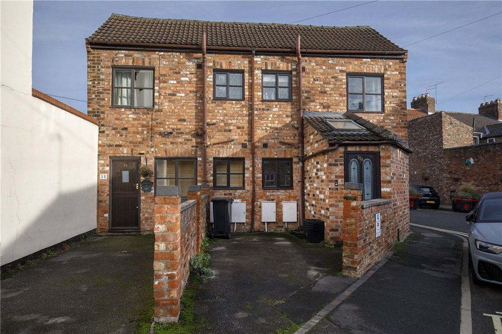 Property photo 1 of 7 Picture No. 10