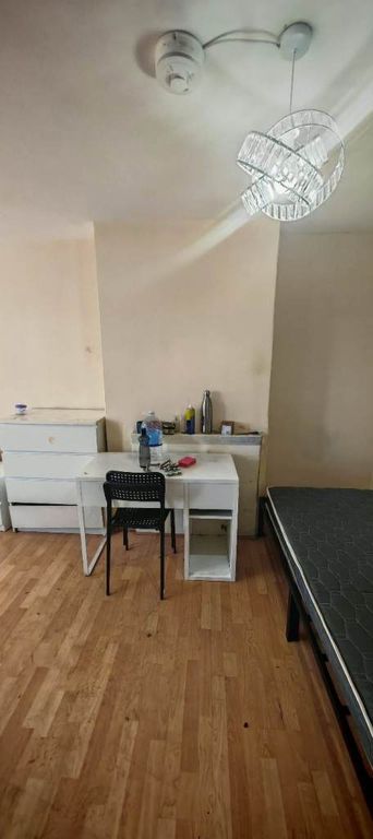 Property photo 3 of 3