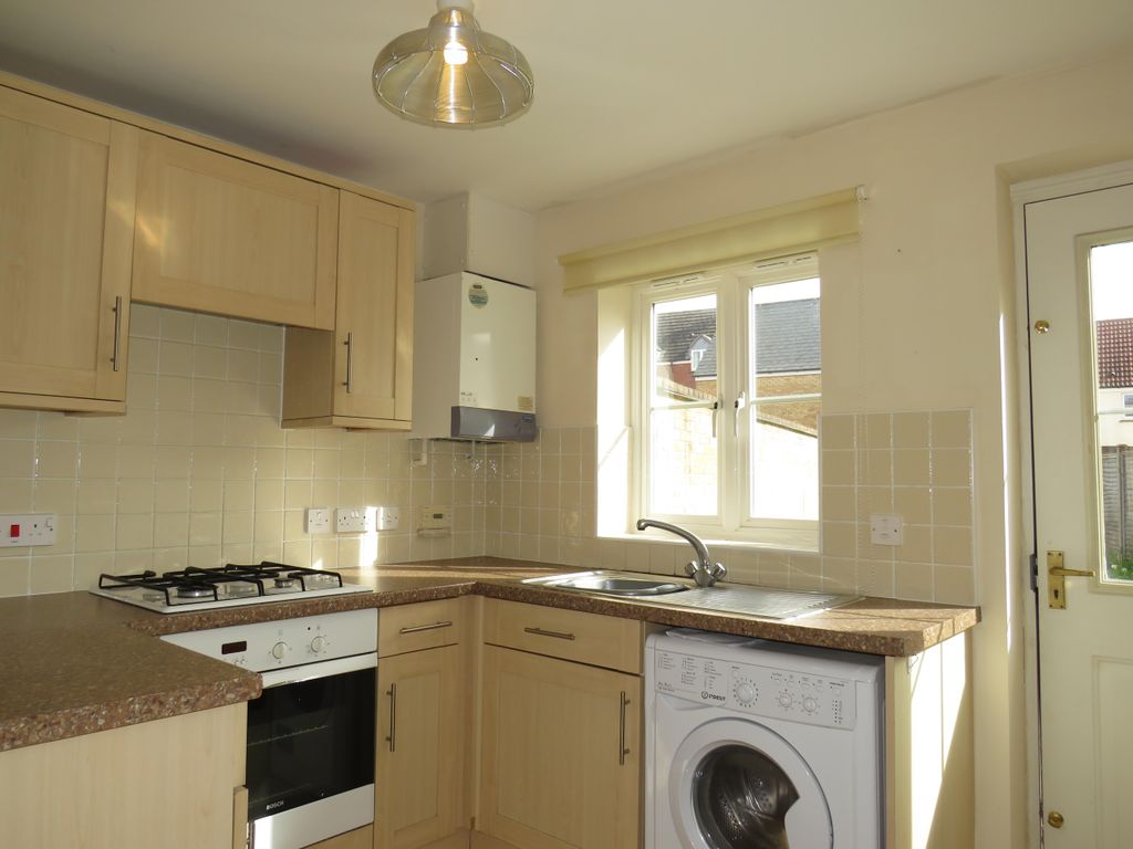 Property photo 2 of 9 Kitchen