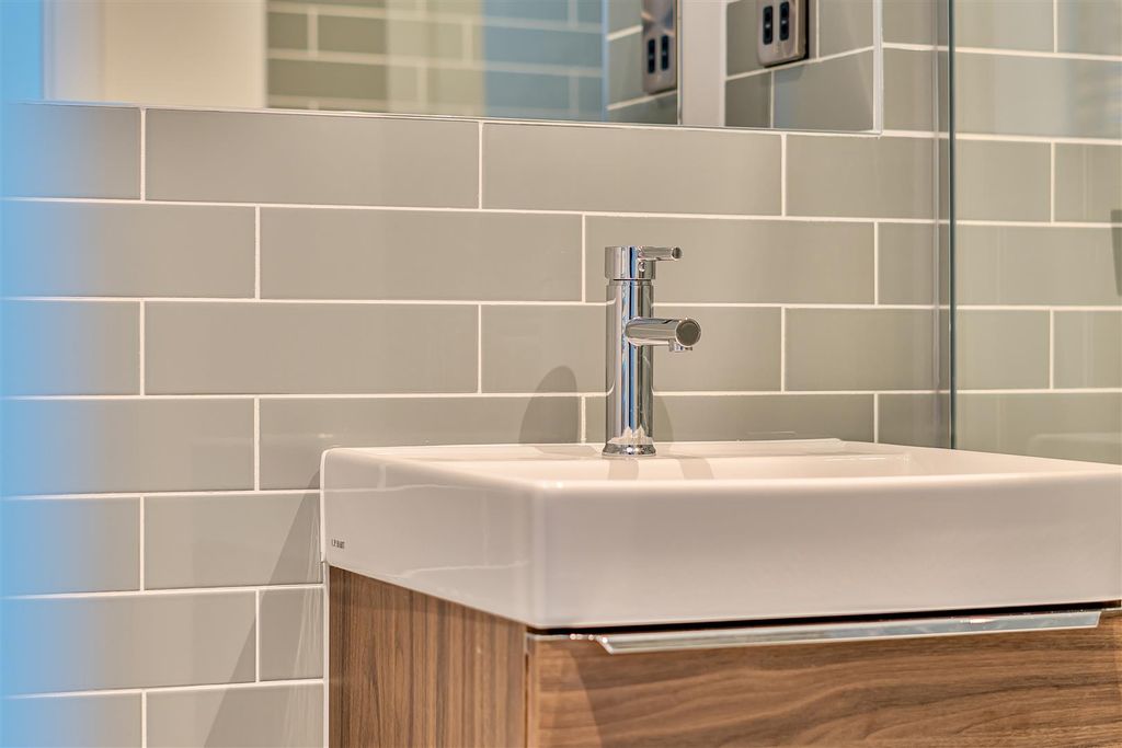 Property photo 1 of 15 1397991-5-6964E9Efc8185.Jpg