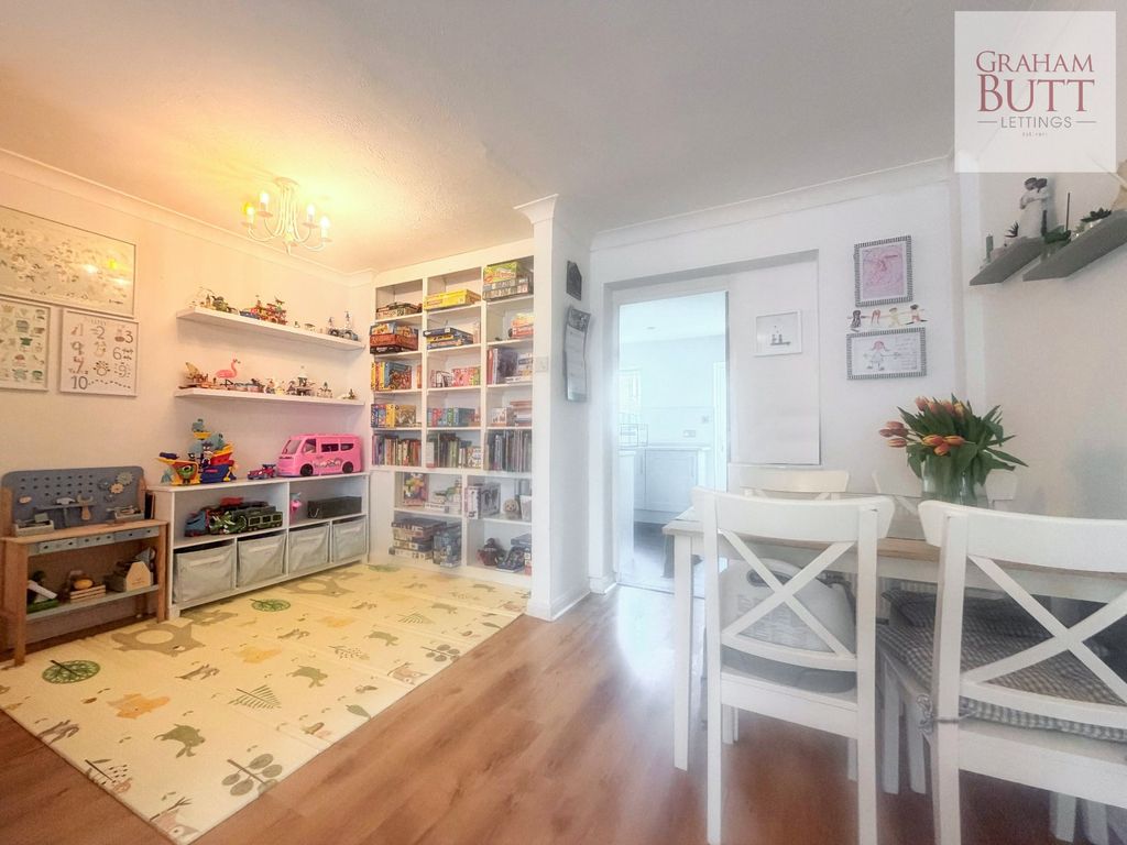 Property photo 3 of 11 Picture No. 13