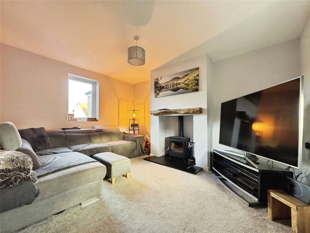 Property photo 3 of 9 Living Room