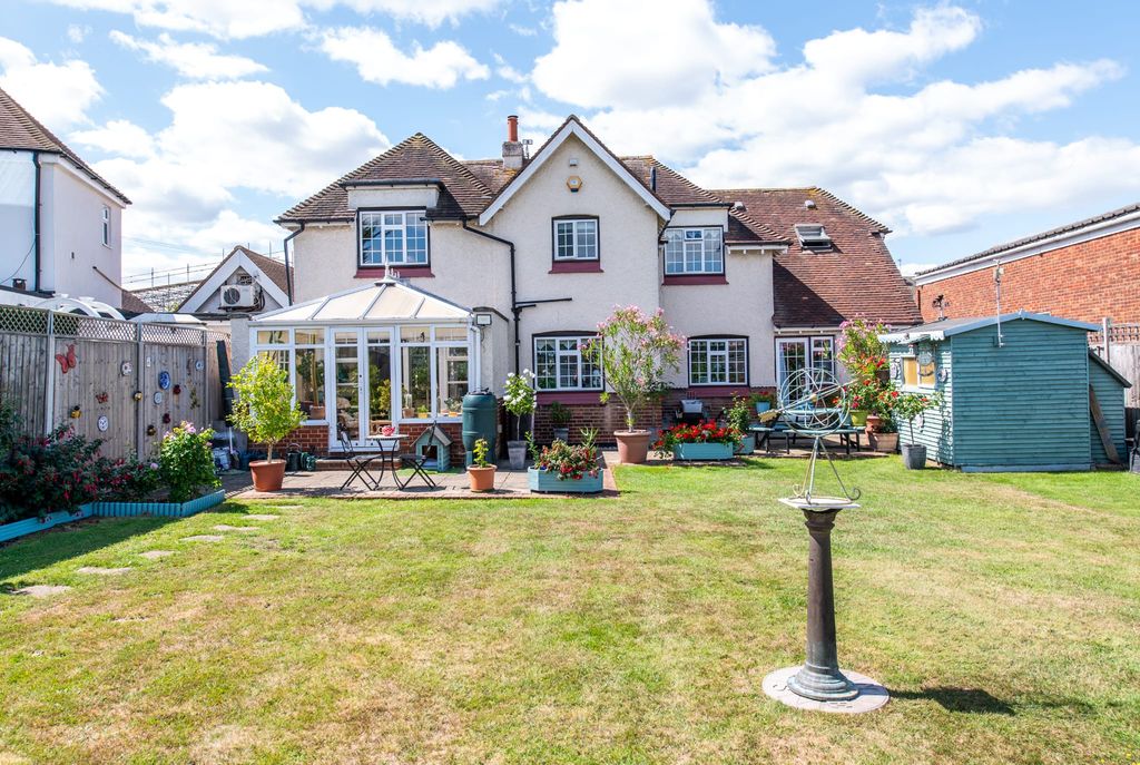 Property photo 1 of 24 Img-20250917-Wa0016