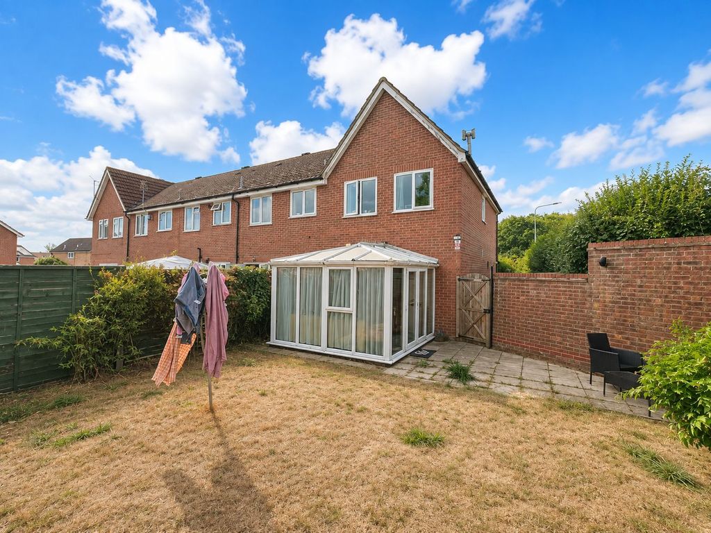 Property photo 2 of 12