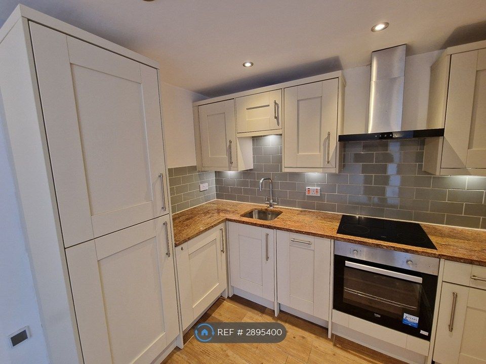 Property photo 3 of 5