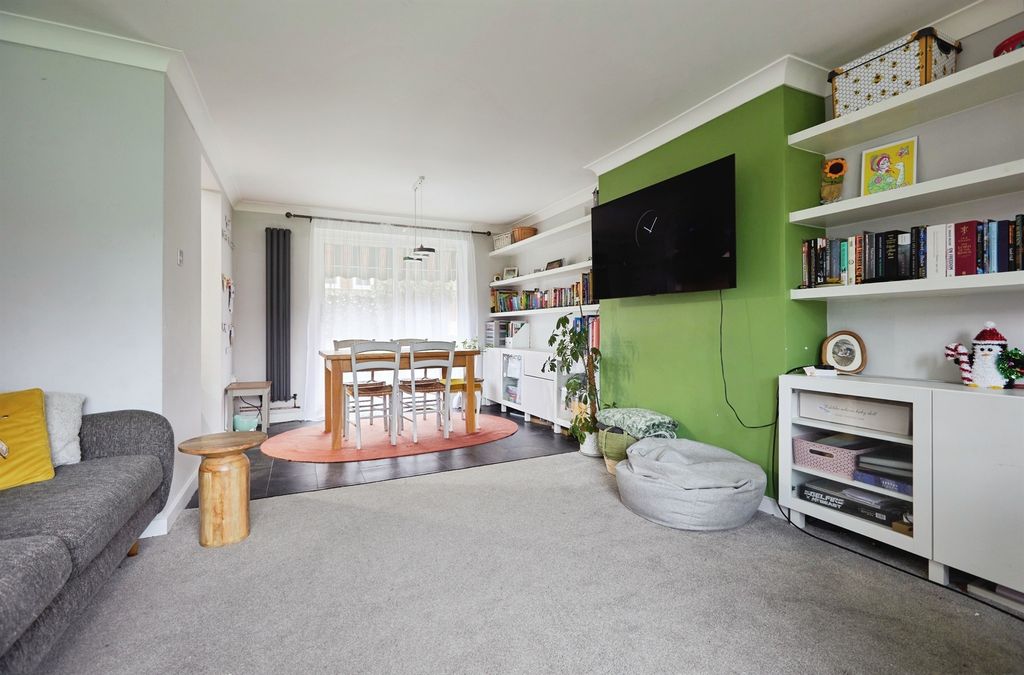 Property photo 2 of 15