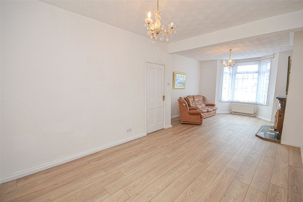 Property photo 2 of 15 Picture No. 15