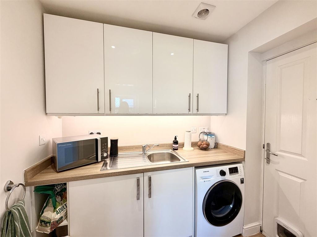 Additional image 13 of 4 bed detached house for saleDaffodil Close, Loughborough LE11