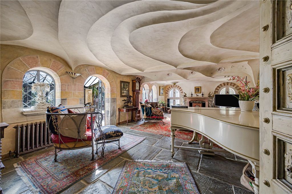 Property photo 3 of 26 Picture No. 12