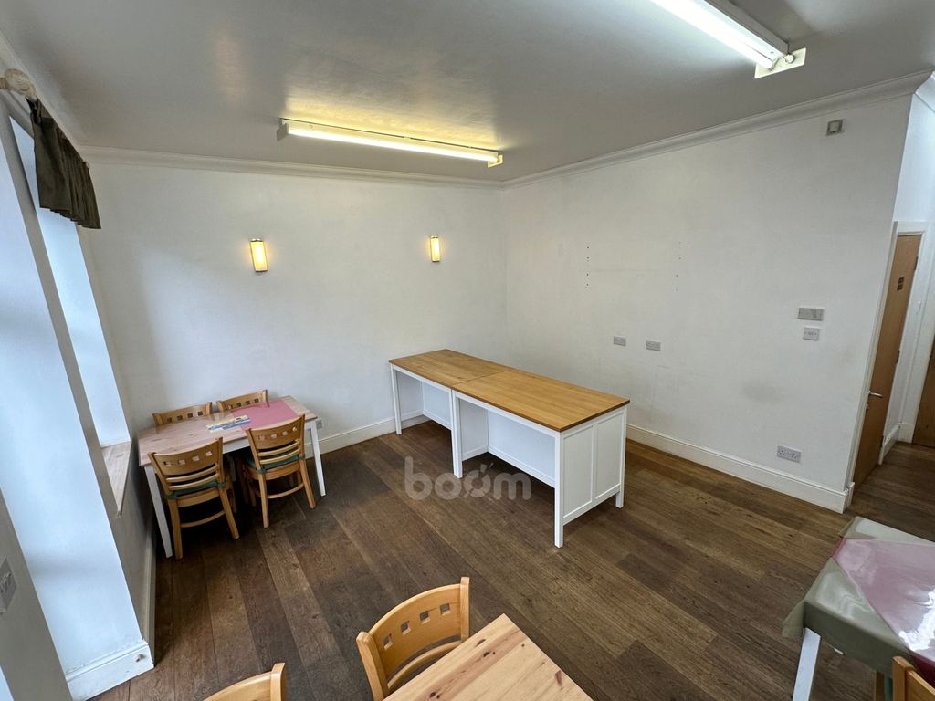 Property photo 3 of 12 Img_4851