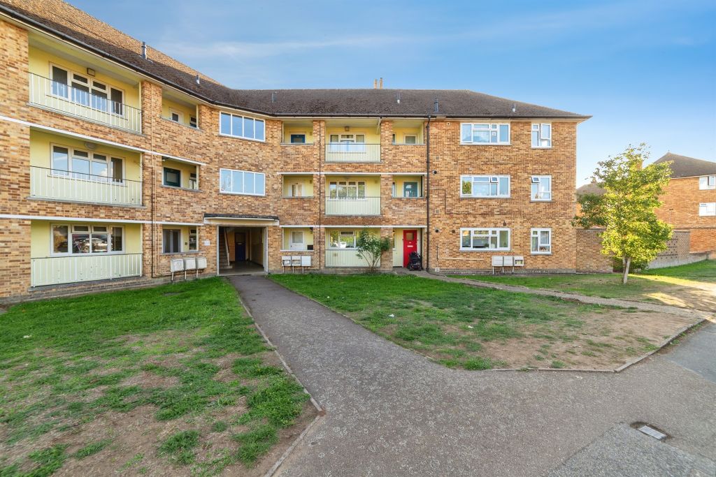 Property photo 1 of 12
