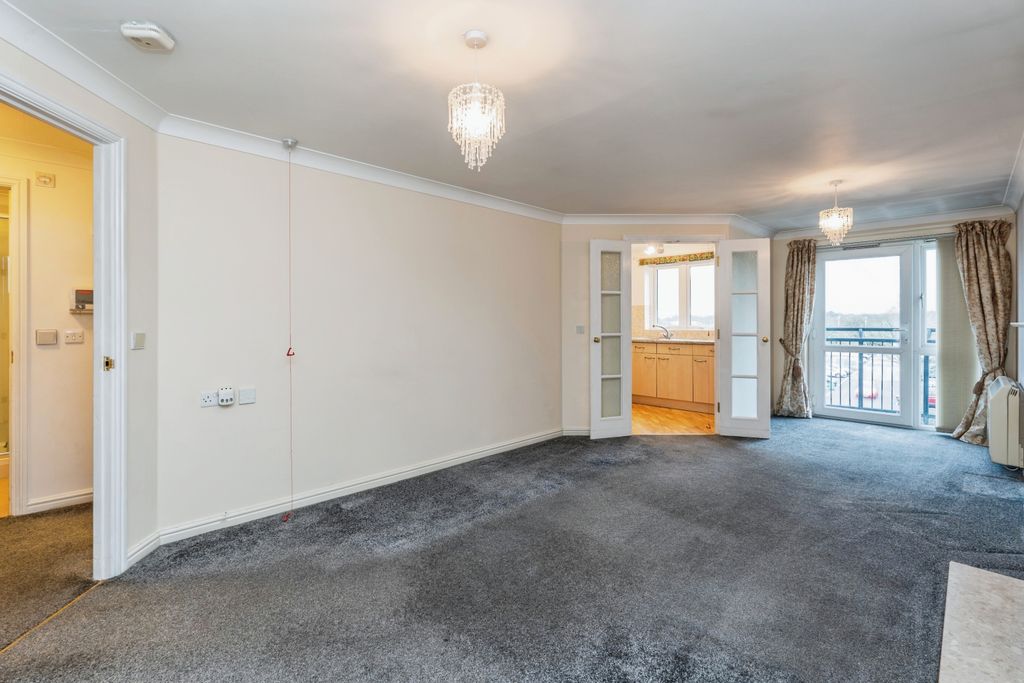 Property photo 2 of 18 Photography