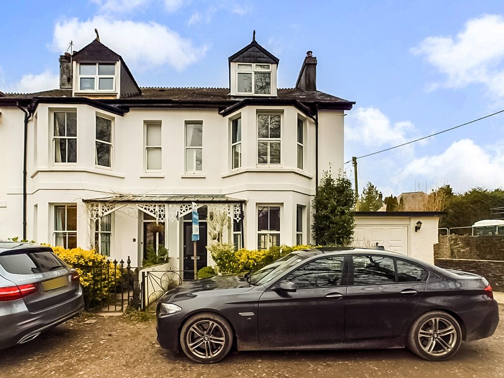 Property photo 1 of 79