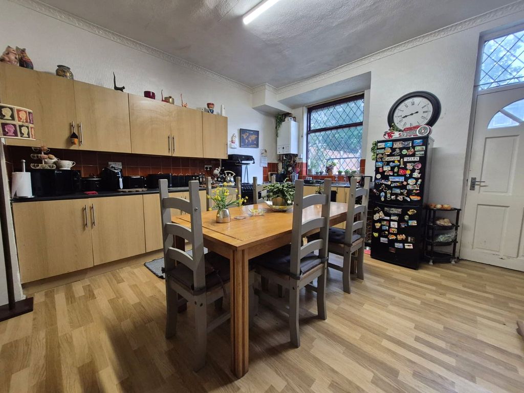 Property photo 3 of 10 Picture No. 06