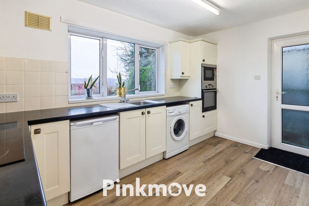 Property photo 2 of 24