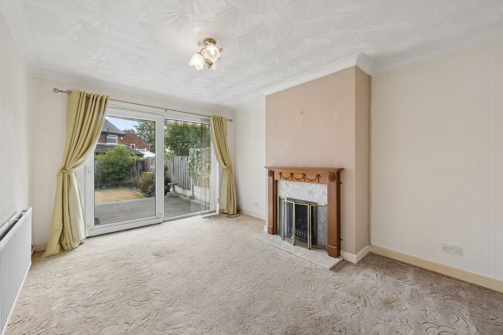 Property photo 3 of 15 5271703
